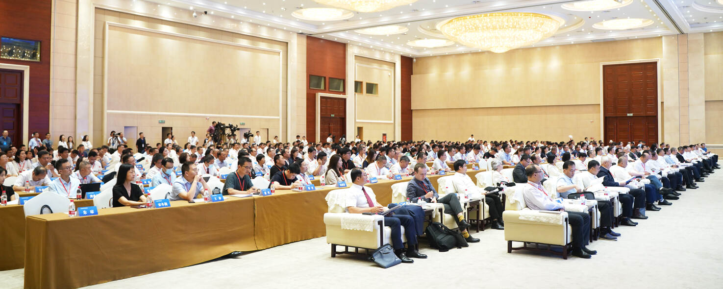 看女人逼的软件2023年新疆网络文明大会
